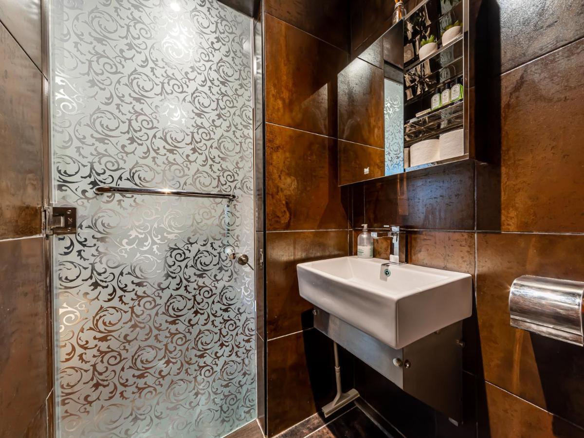 Pass The Keys West End Apartment Near Tottenham Court Road ロンドン エクステリア 写真
